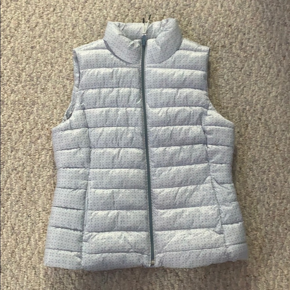 Winter vest, keeps you warm in the winter !!!